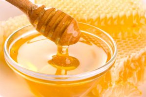 Чистка кишечника медом